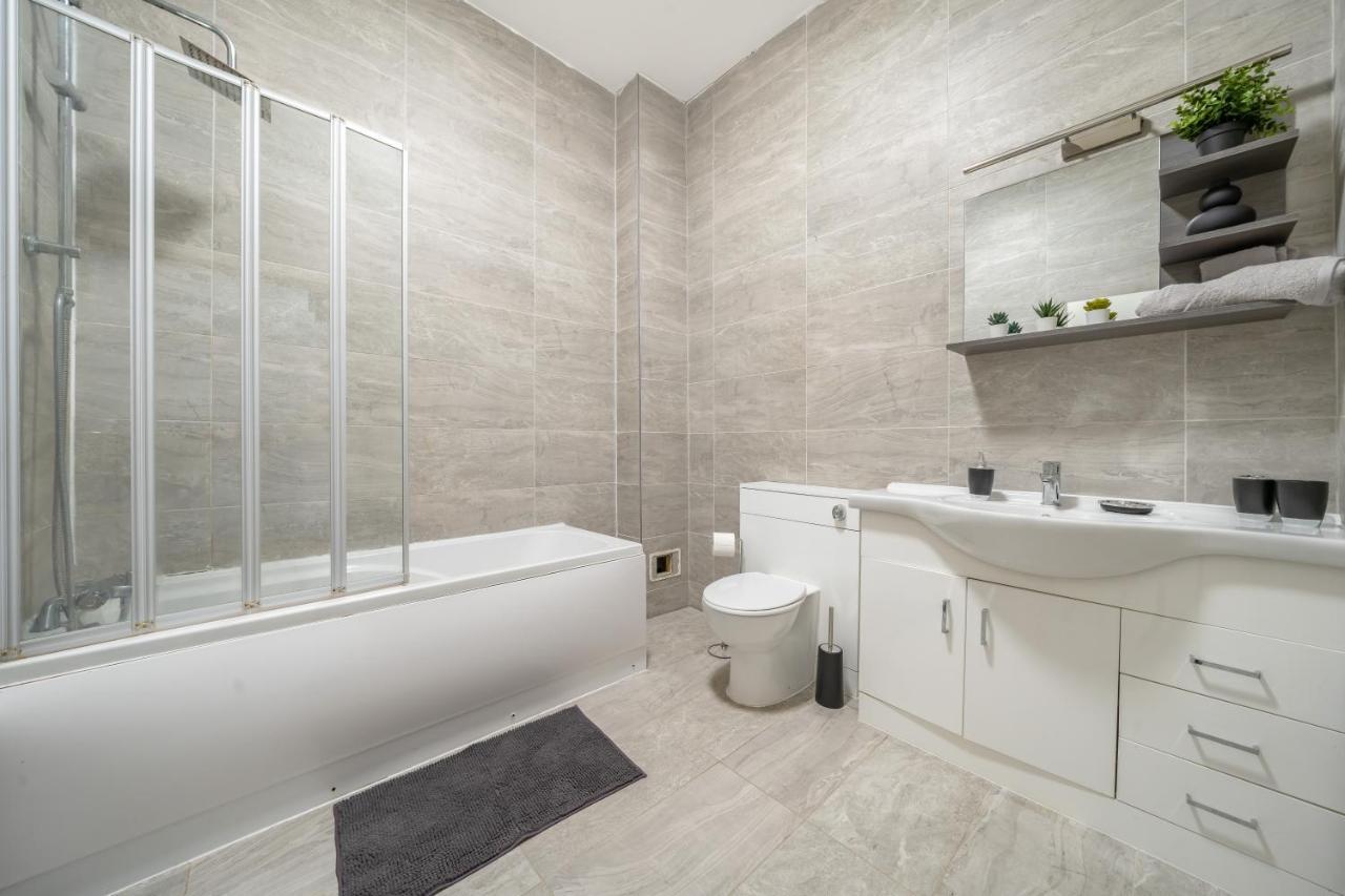 Liverpool City Centre 2 Bedroom Apartment - Ideal For All Guest Types ליברפול מראה חיצוני תמונה